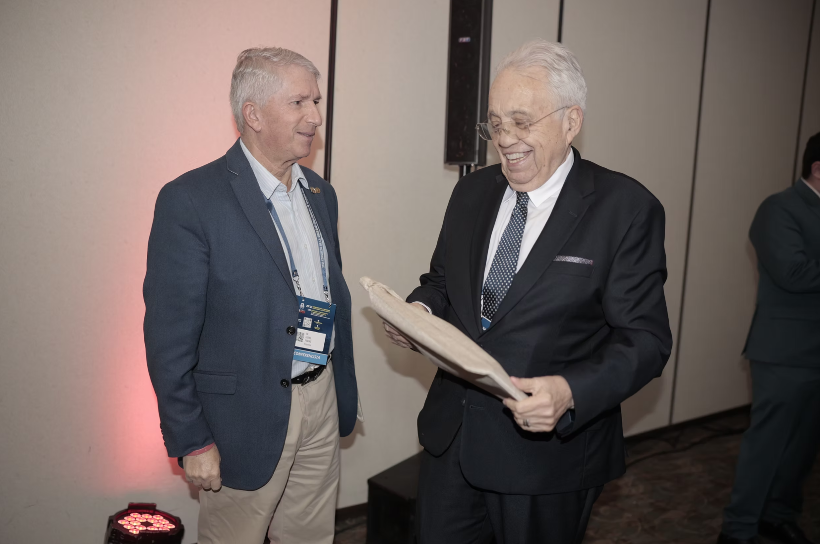 Captura de Pantalla 2026-04-21 a la(s) 19.01.00